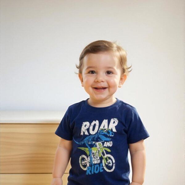 Junior T-Shirt – ROAR & RIDE